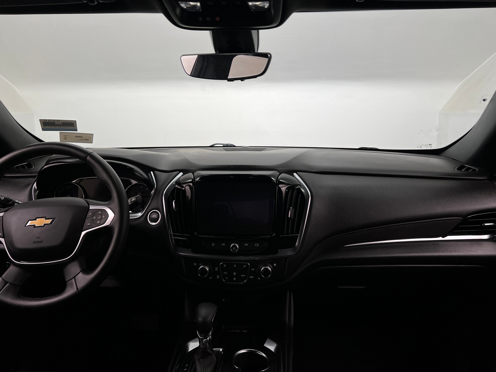 Thumbnail: 2024 Chevrolet Traverse - 2