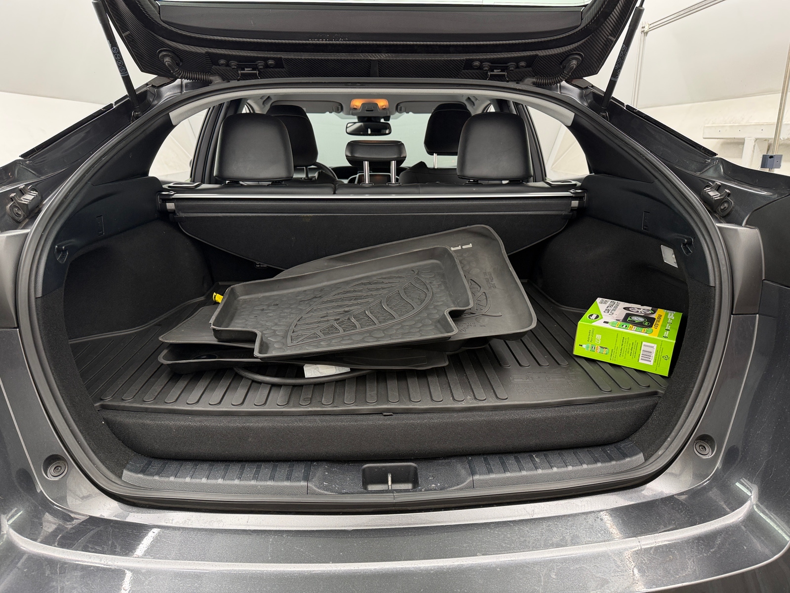 Thumbnail: 2020 Toyota Prius Prime - 6