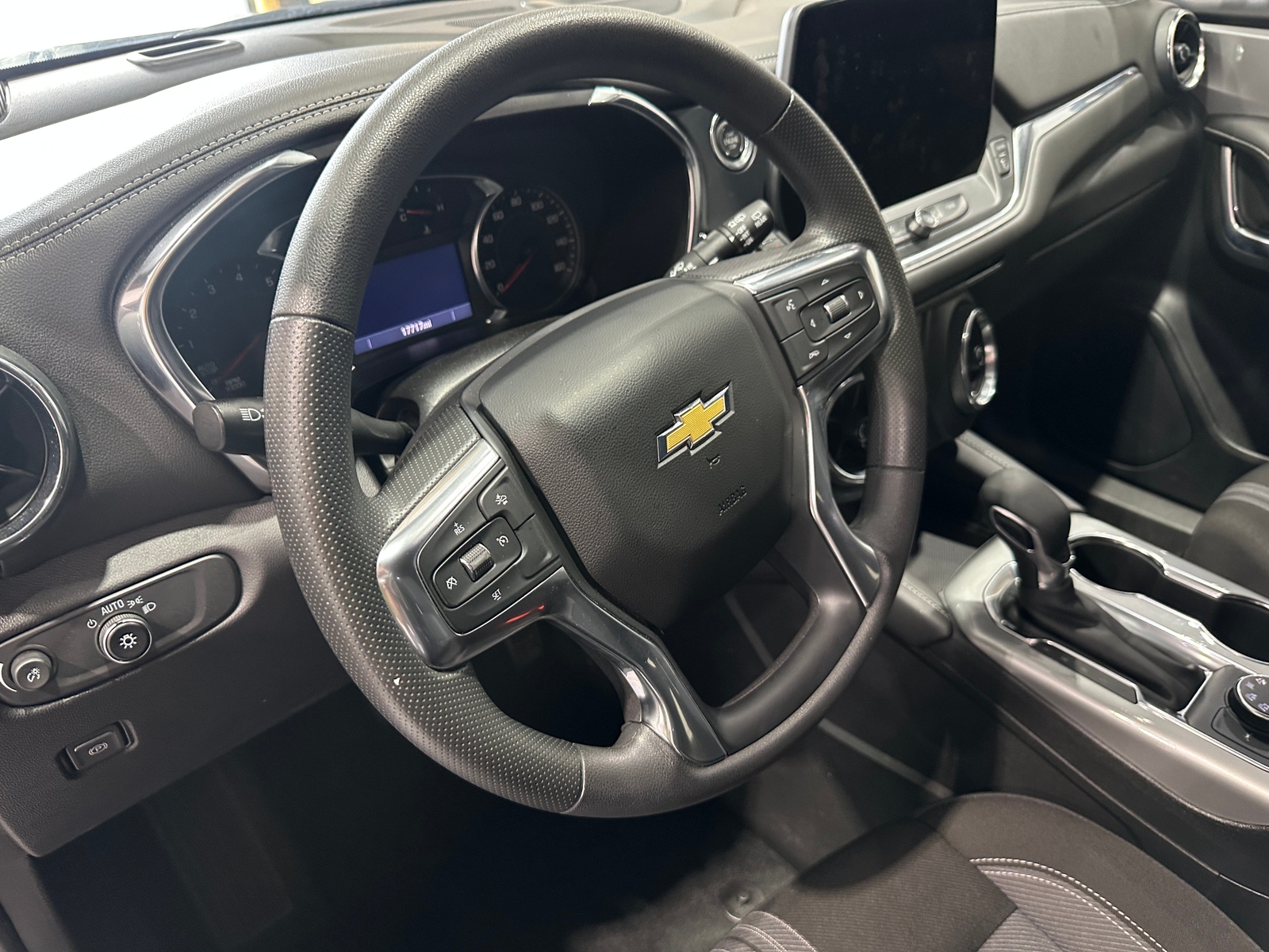 Thumbnail: 2025 Chevrolet Blazer - 5