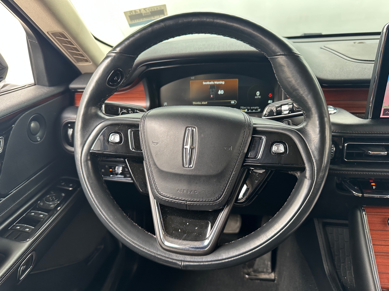 Thumbnail: 2022 Lincoln Aviator - 4