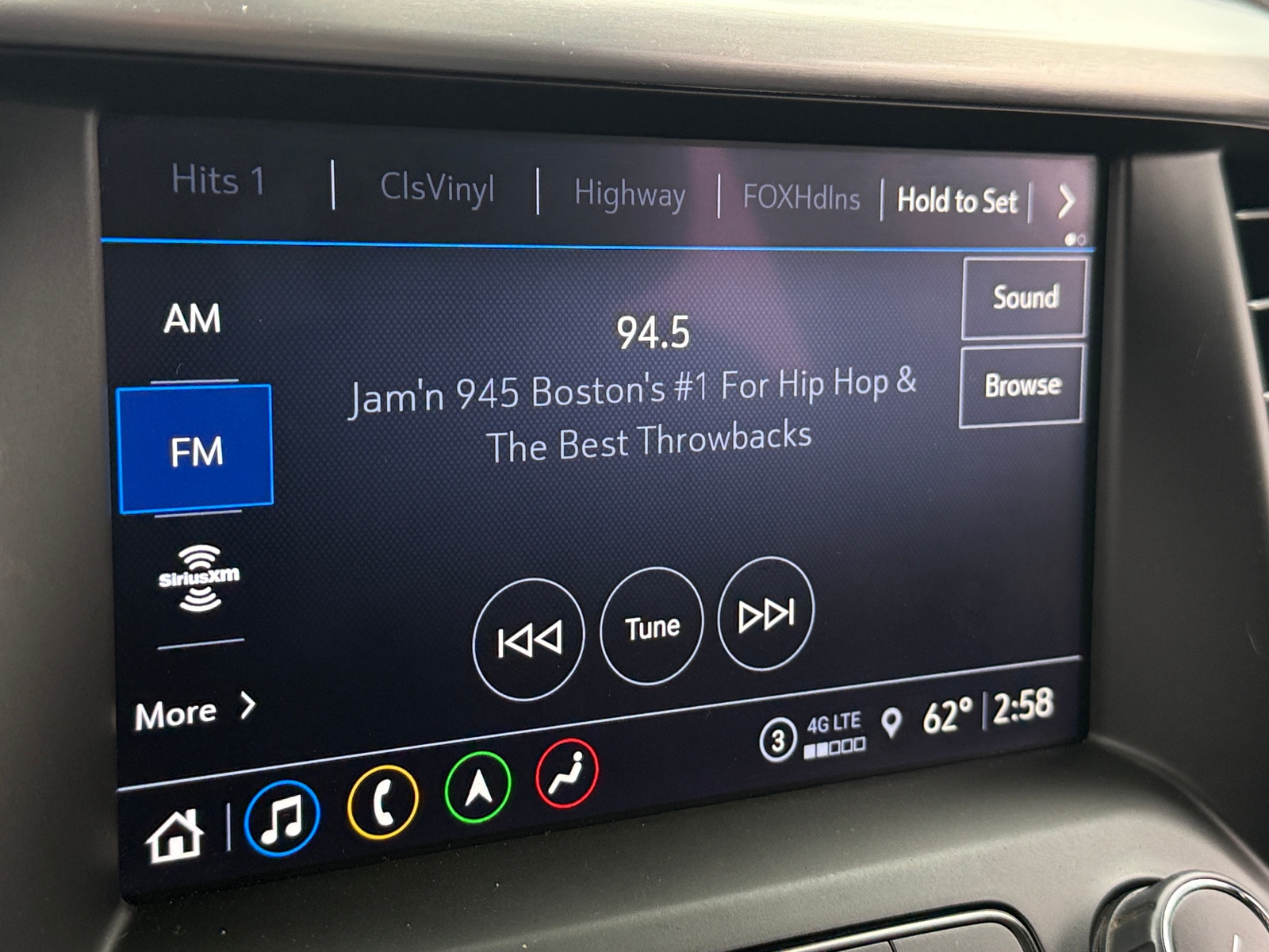 Thumbnail: 2022 GMC Acadia - 4