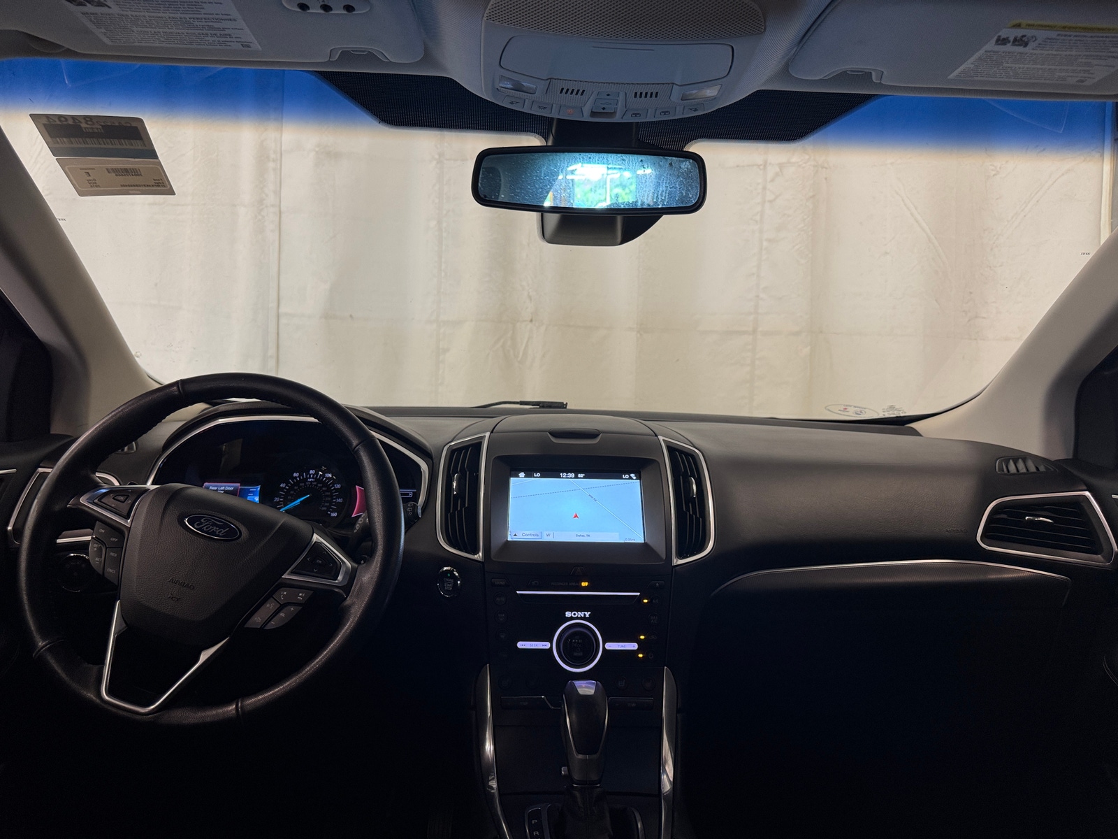 Thumbnail: 2016 Ford Edge - 2