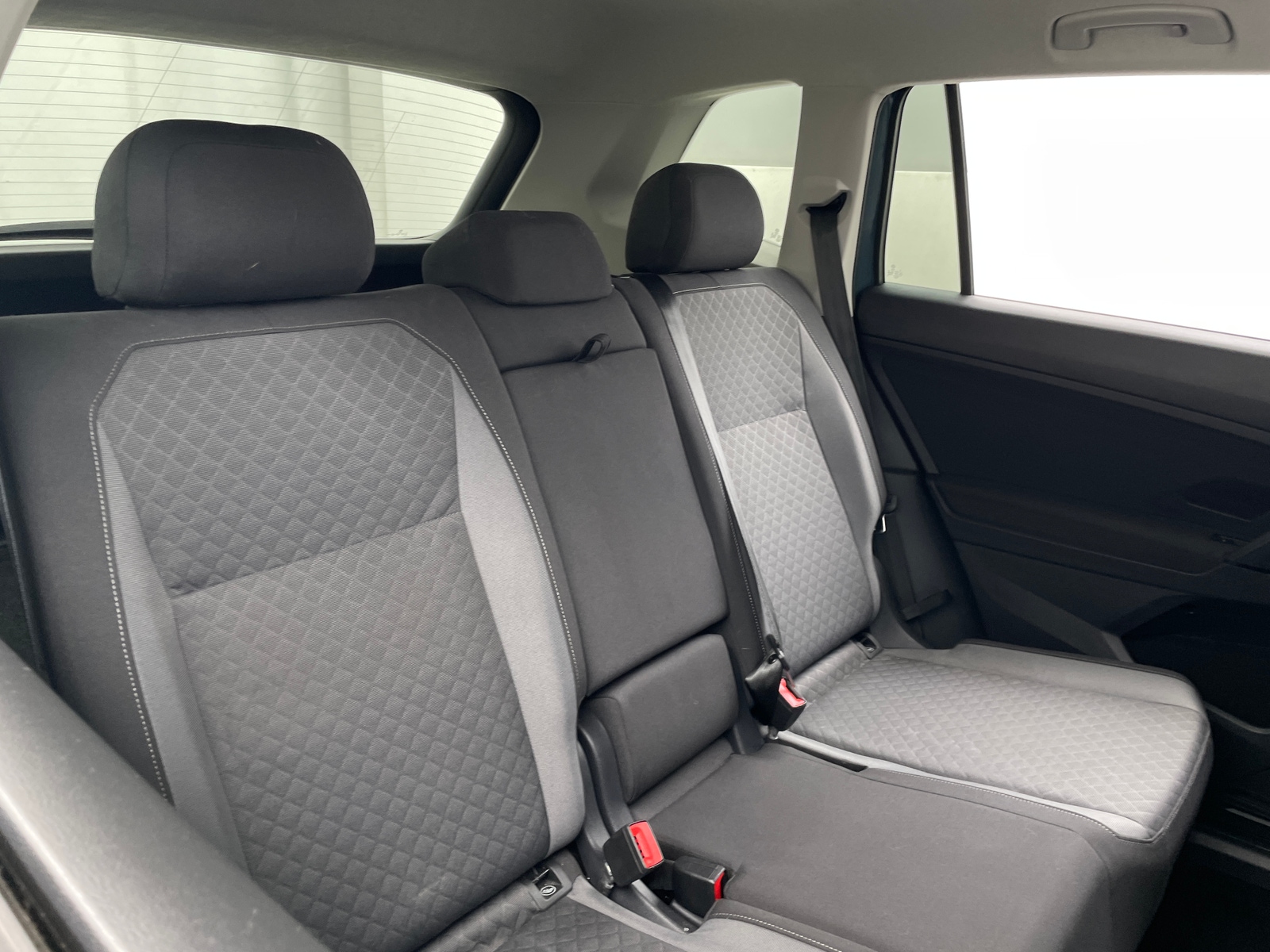 Thumbnail: 2019 Volkswagen Tiguan - 6