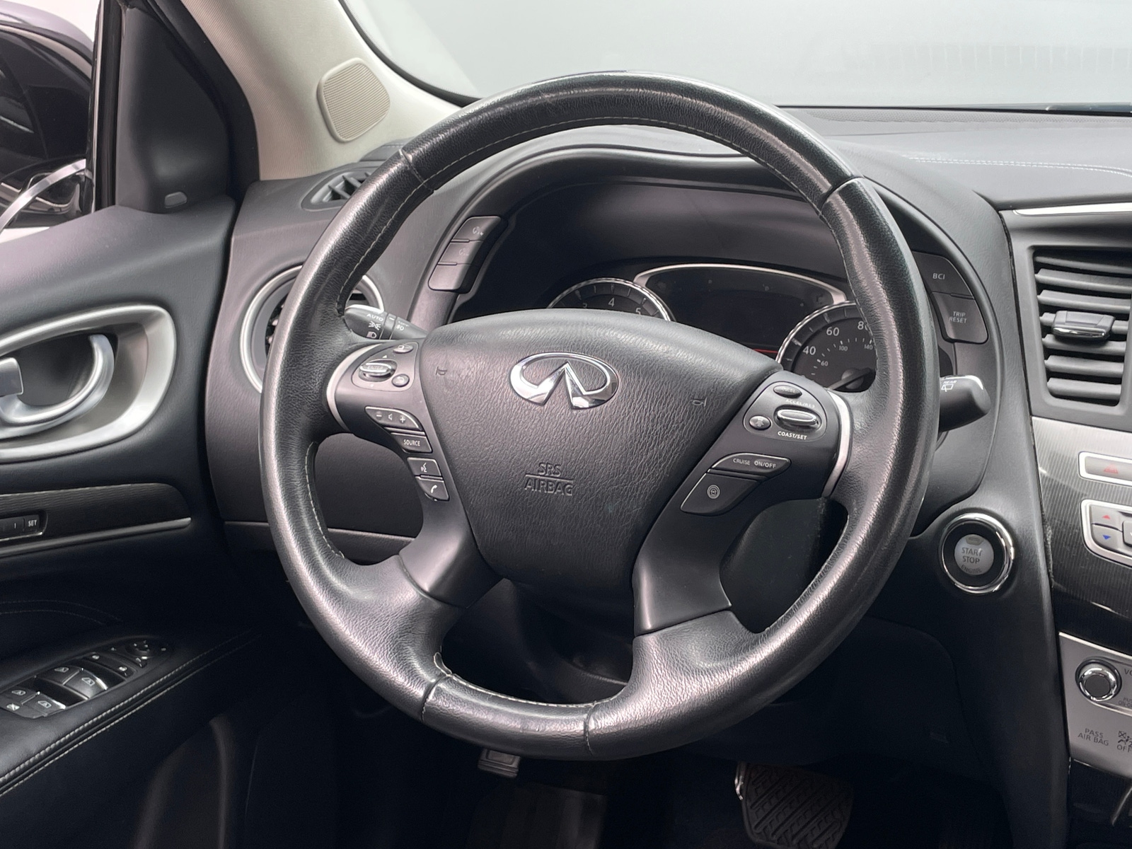 Thumbnail: 2018 INFINITI QX60 - 4