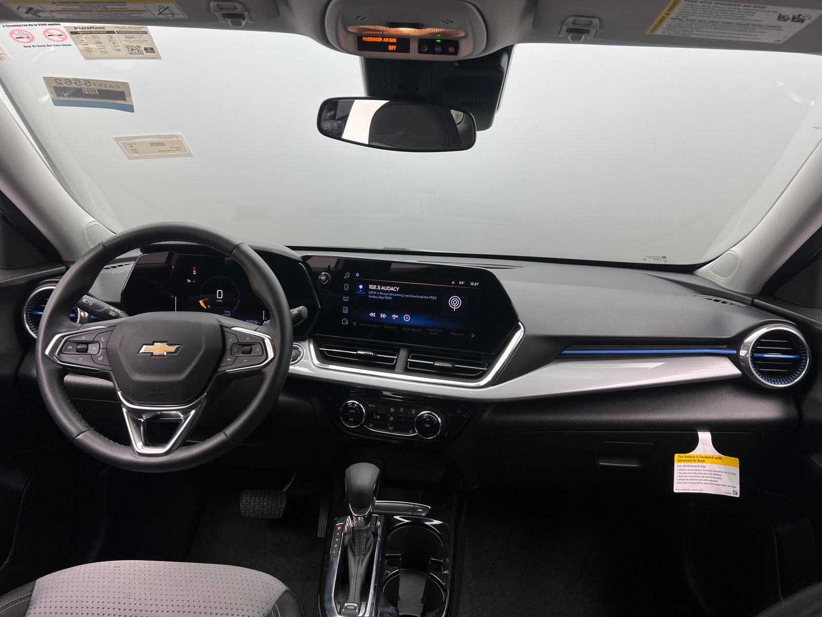 Thumbnail: 2025 Chevrolet Trax - 3