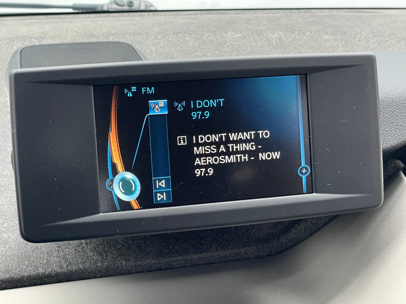 Thumbnail: 2017 BMW i3 - 4