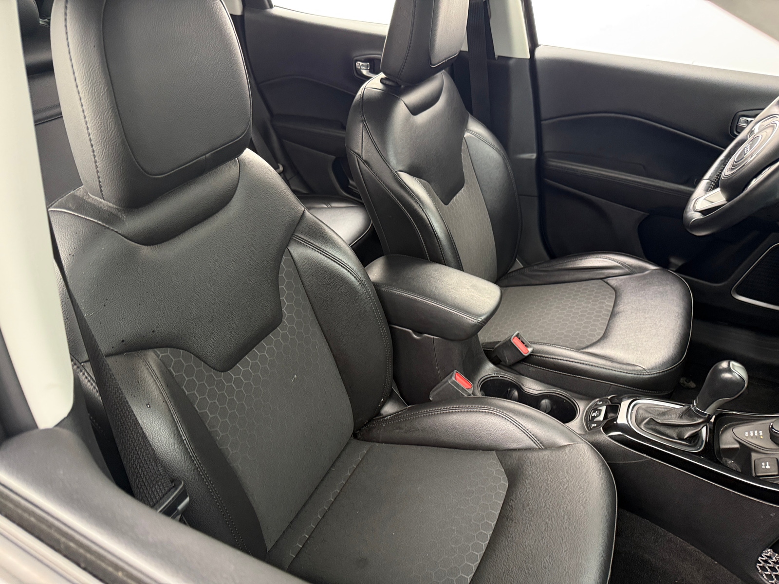 Thumbnail: 2018 Jeep Compass - 2