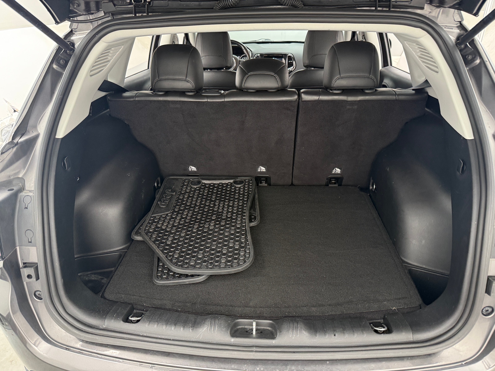 Thumbnail: 2018 Jeep Compass - 7