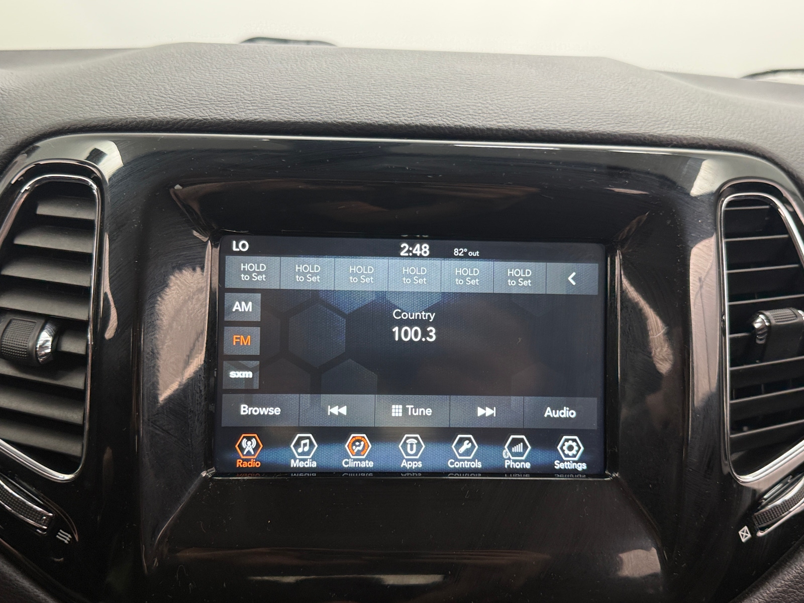 Thumbnail: 2018 Jeep Compass - 4