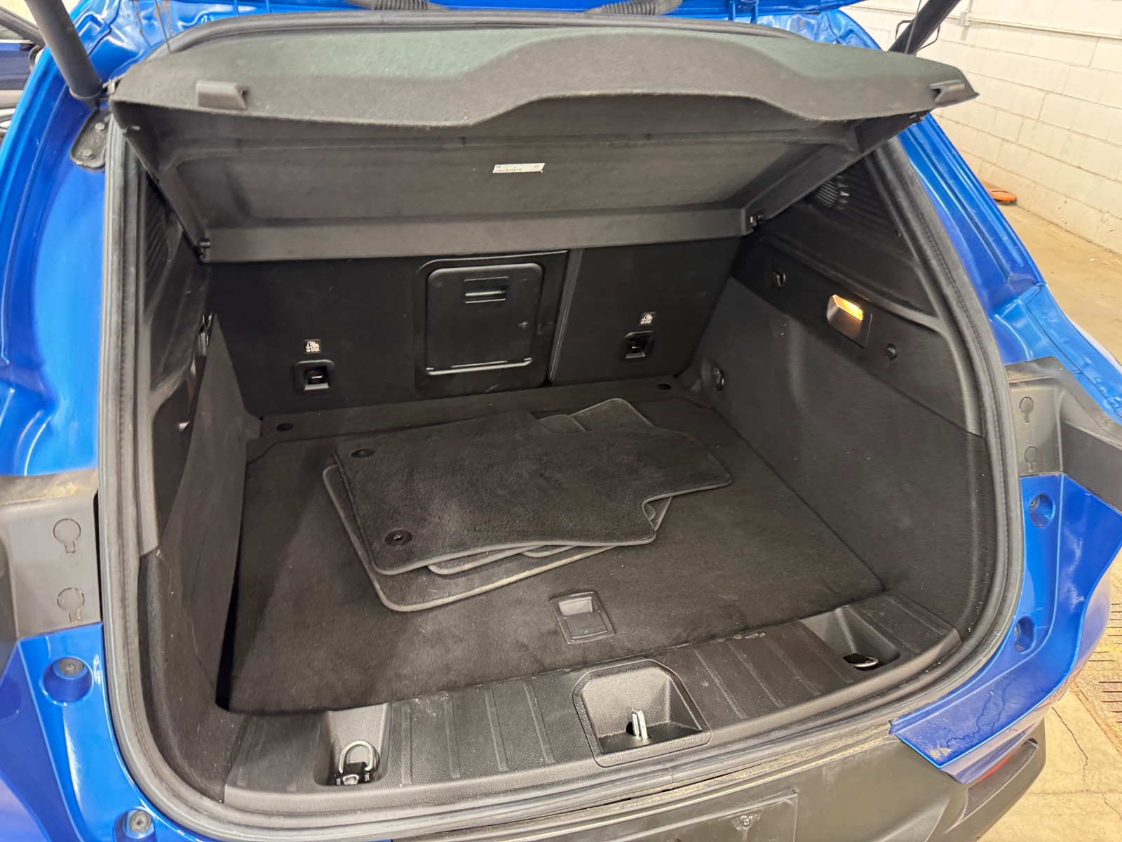 Thumbnail: 2023 Dodge Hornet - 6