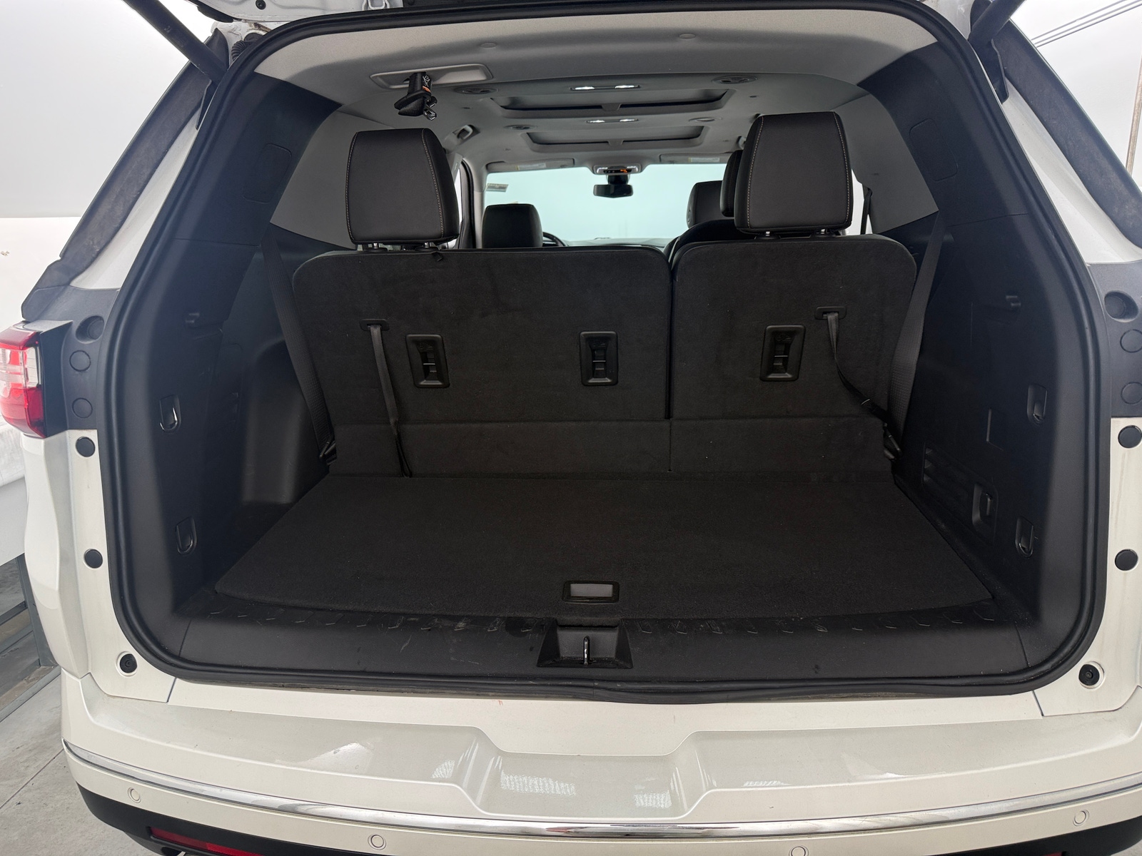 Thumbnail: 2021 Chevrolet Traverse - 6