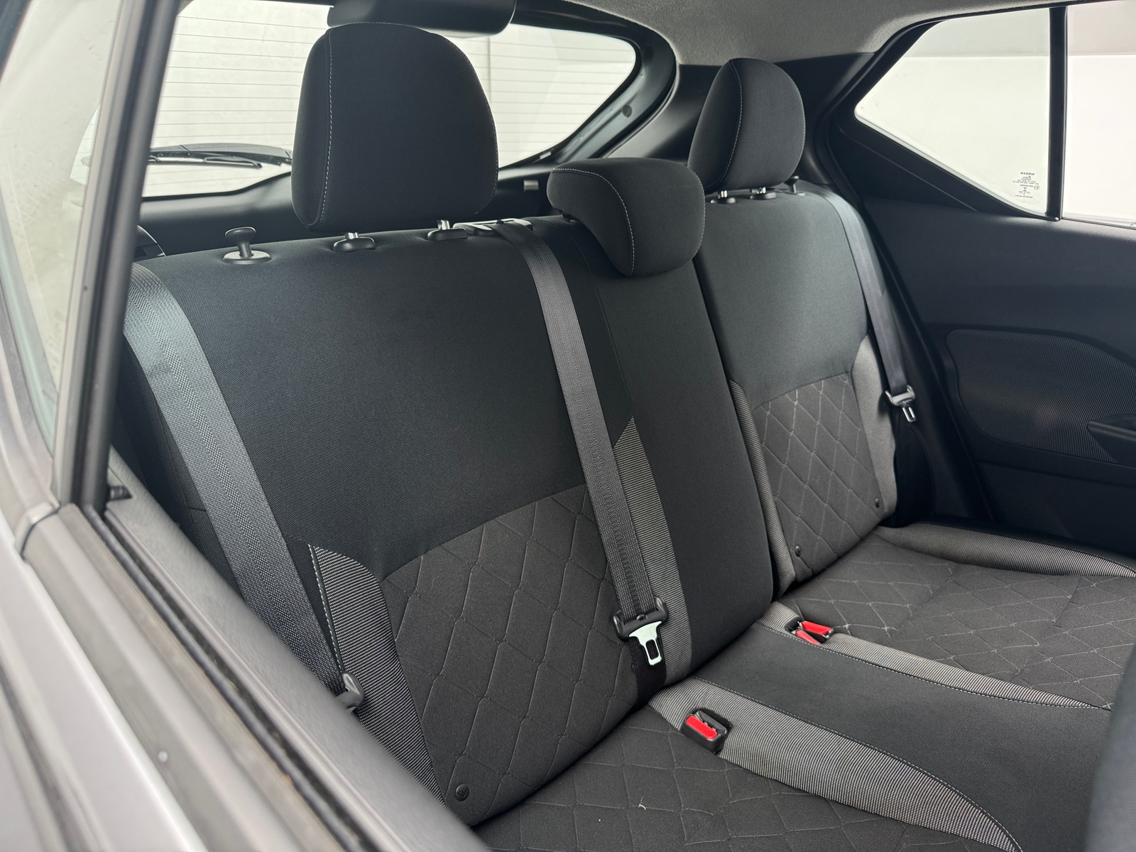 Thumbnail: 2018 Nissan Kicks - 6