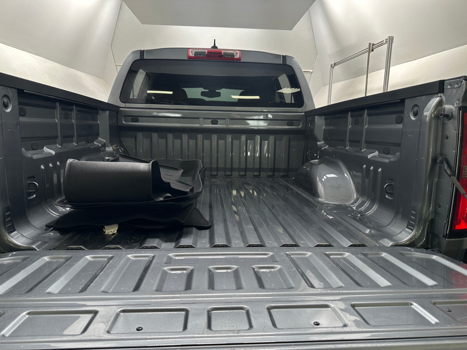 Thumbnail: 2021 Chevrolet Colorado - 7