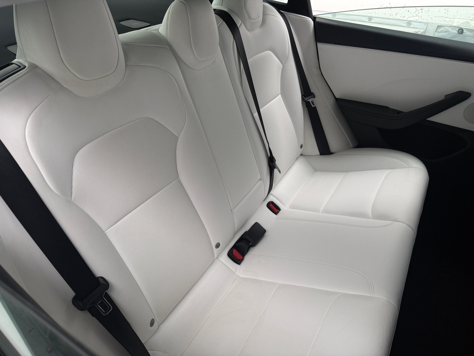 Thumbnail: 2025 Tesla Model 3 - 5