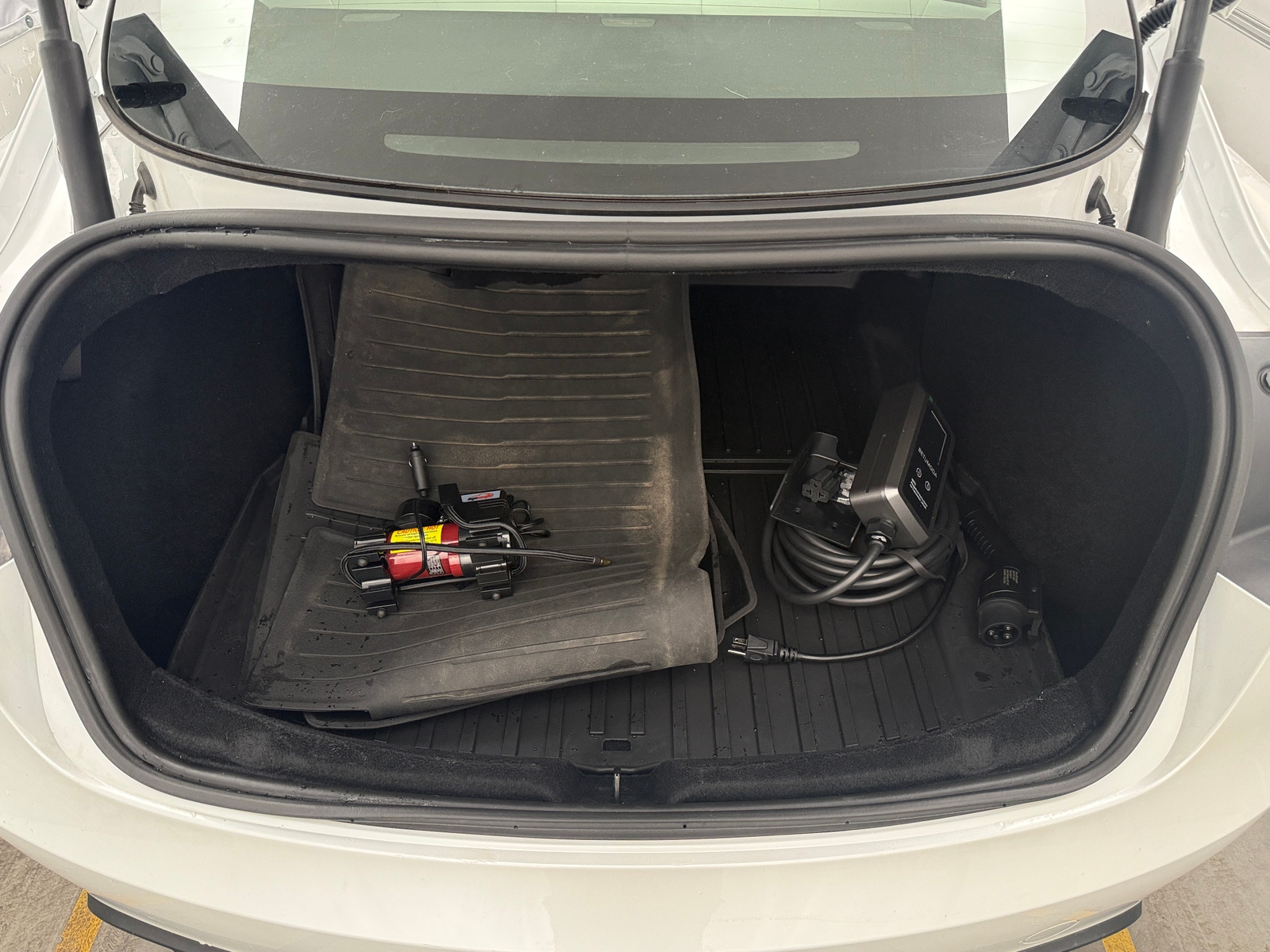 Thumbnail: 2025 Tesla Model 3 - 6