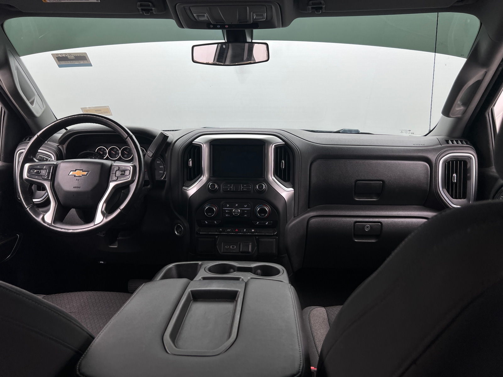 Thumbnail: 2020 Chevrolet Silverado 1500 - 3
