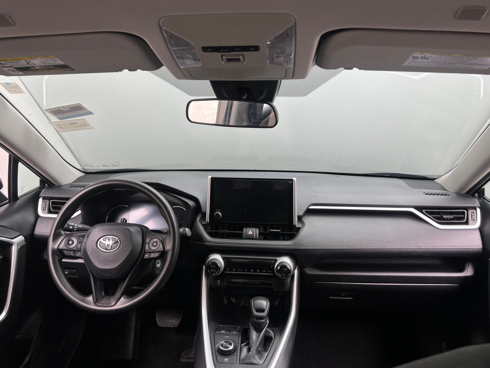 Thumbnail: 2024 Toyota RAV4 - 3