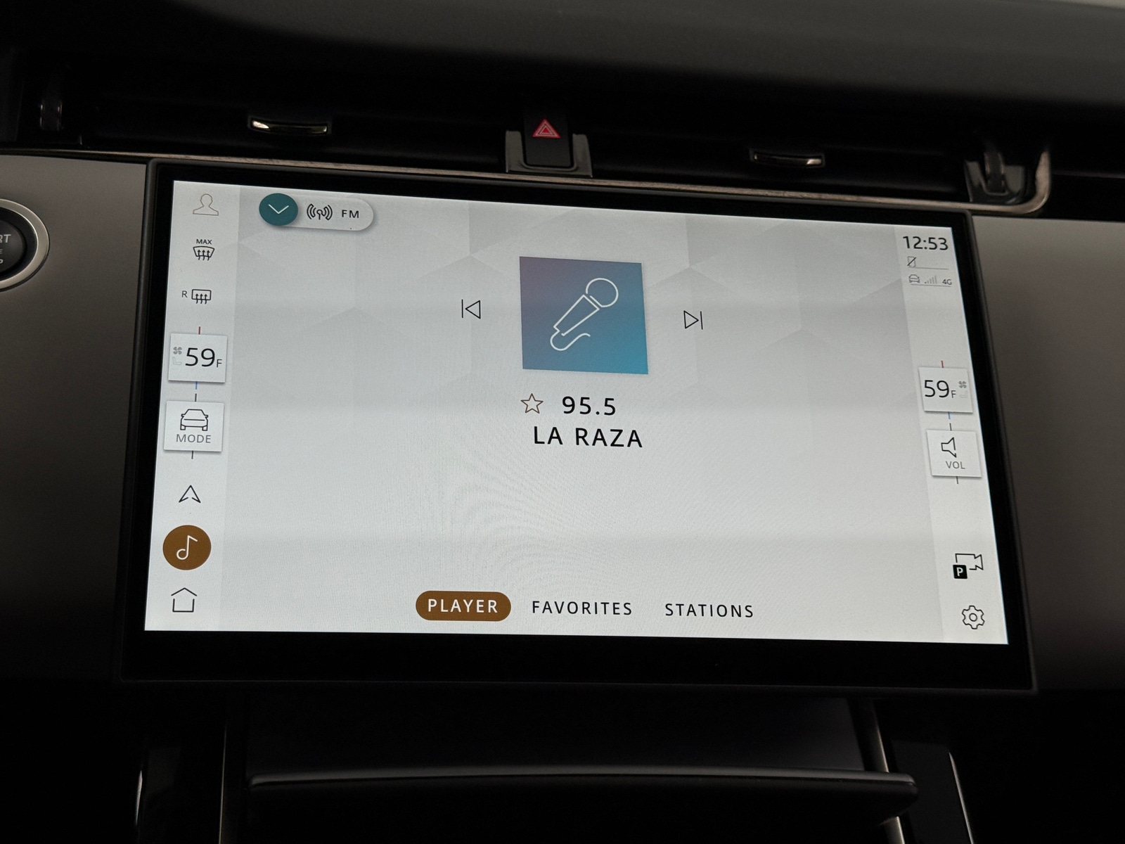 Thumbnail: 2025 Land Rover Range Rover Evoque - 3