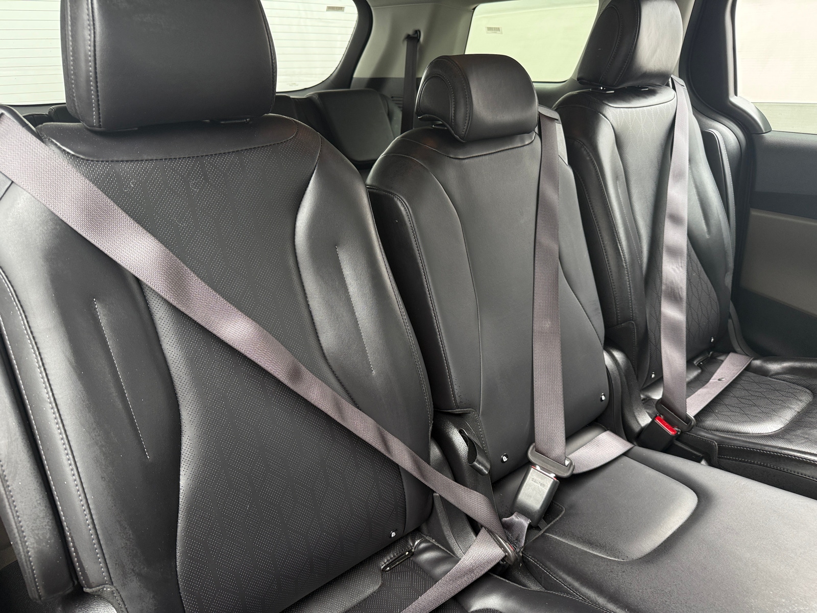 Thumbnail: 2025 Kia Carnival - 5