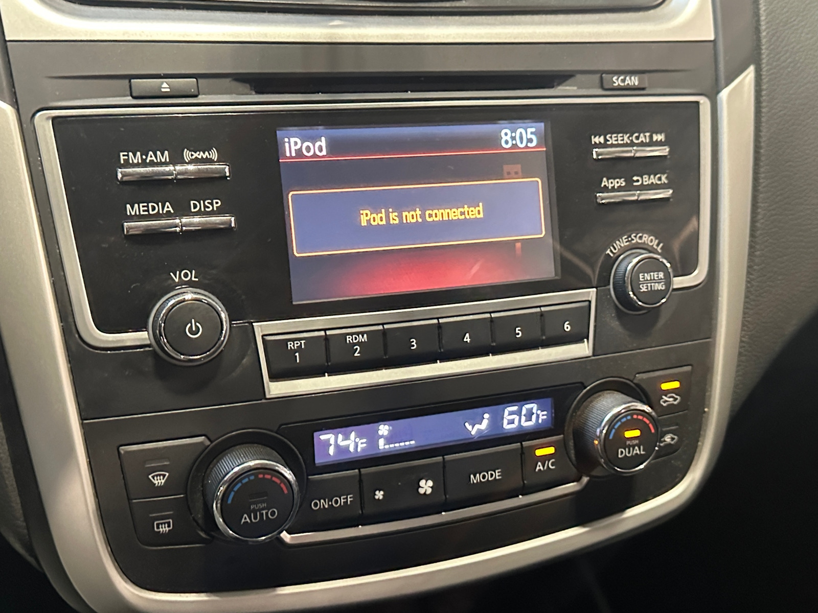 Thumbnail: 2016 Nissan Altima - 4