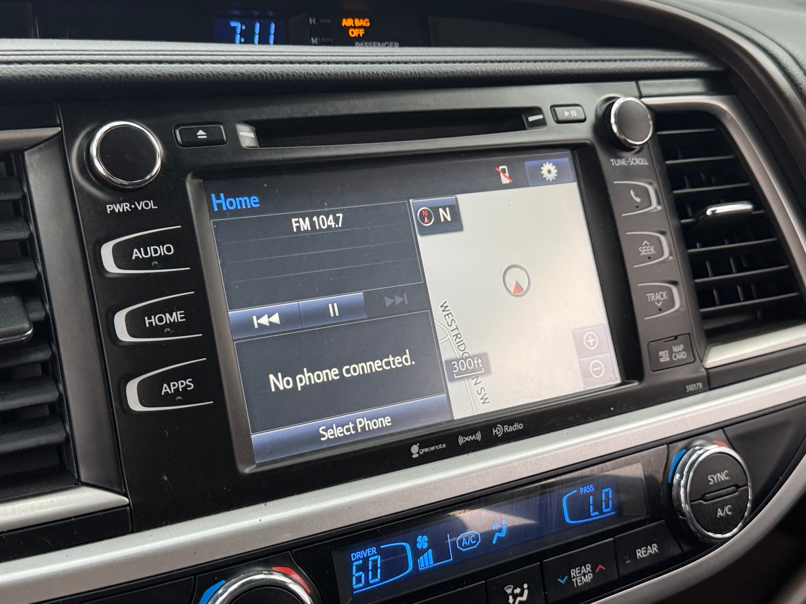 Thumbnail: 2017 Toyota Highlander - 3