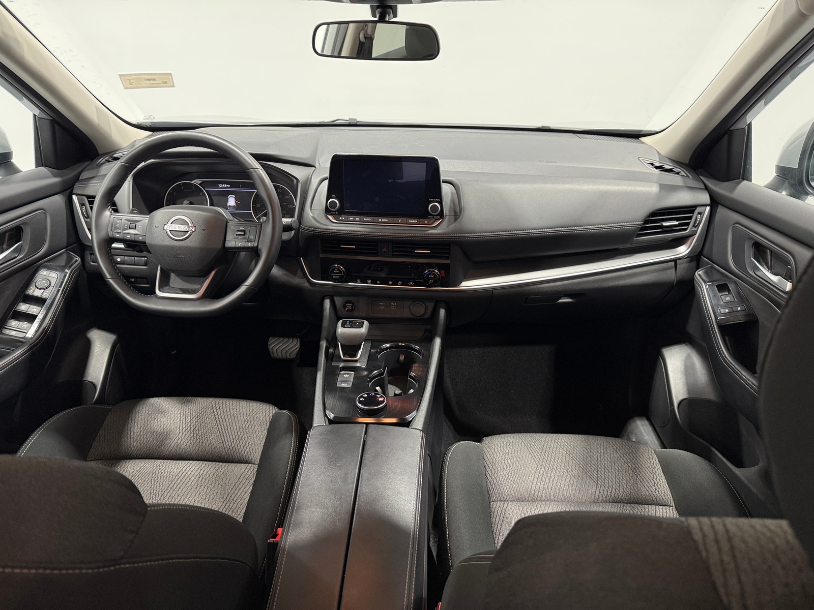 Thumbnail: 2025 Nissan Rogue - 3