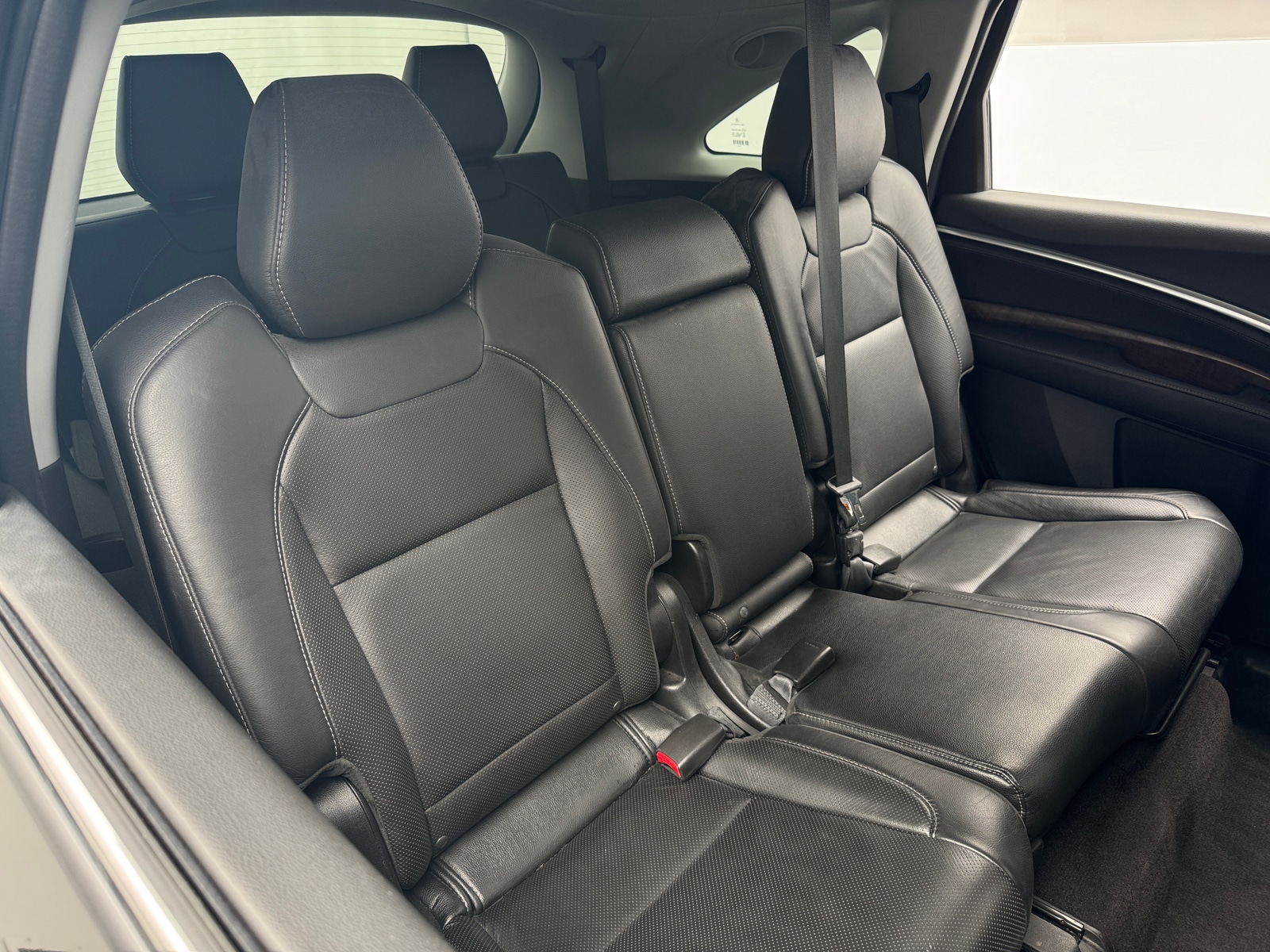 Thumbnail: 2020 Acura MDX - 5