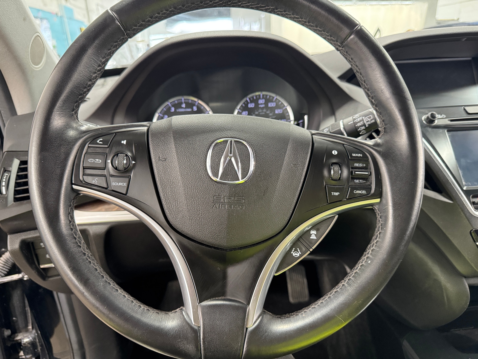 Thumbnail: 2020 Acura MDX - 4