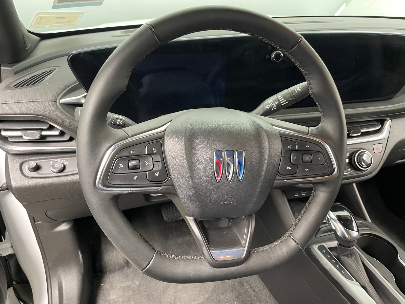 Thumbnail: 2024 Buick Envista - 4