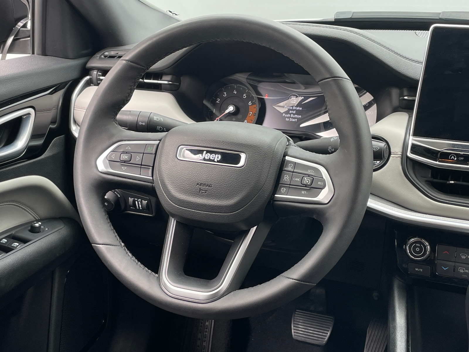 Thumbnail: 2025 Jeep Compass - 4
