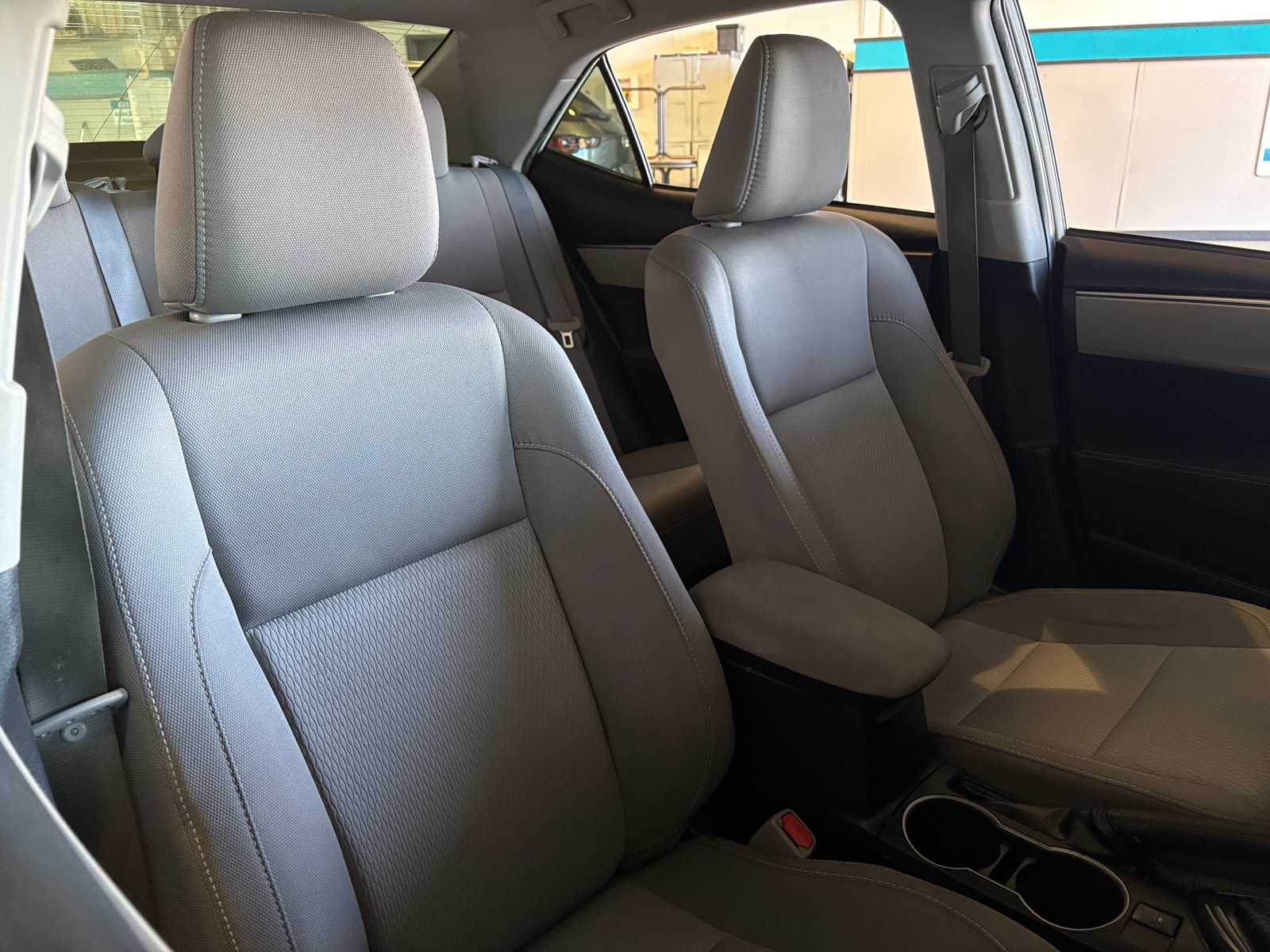 Thumbnail: 2016 Toyota Corolla - 2