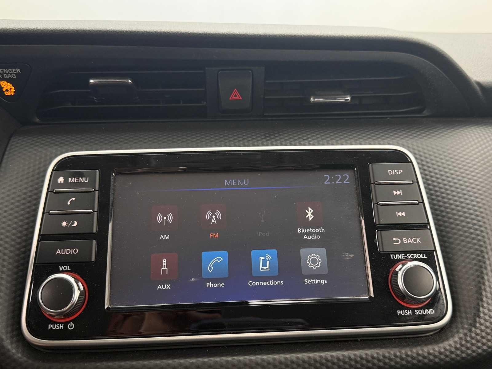 Thumbnail: 2022 Nissan Kicks - 4