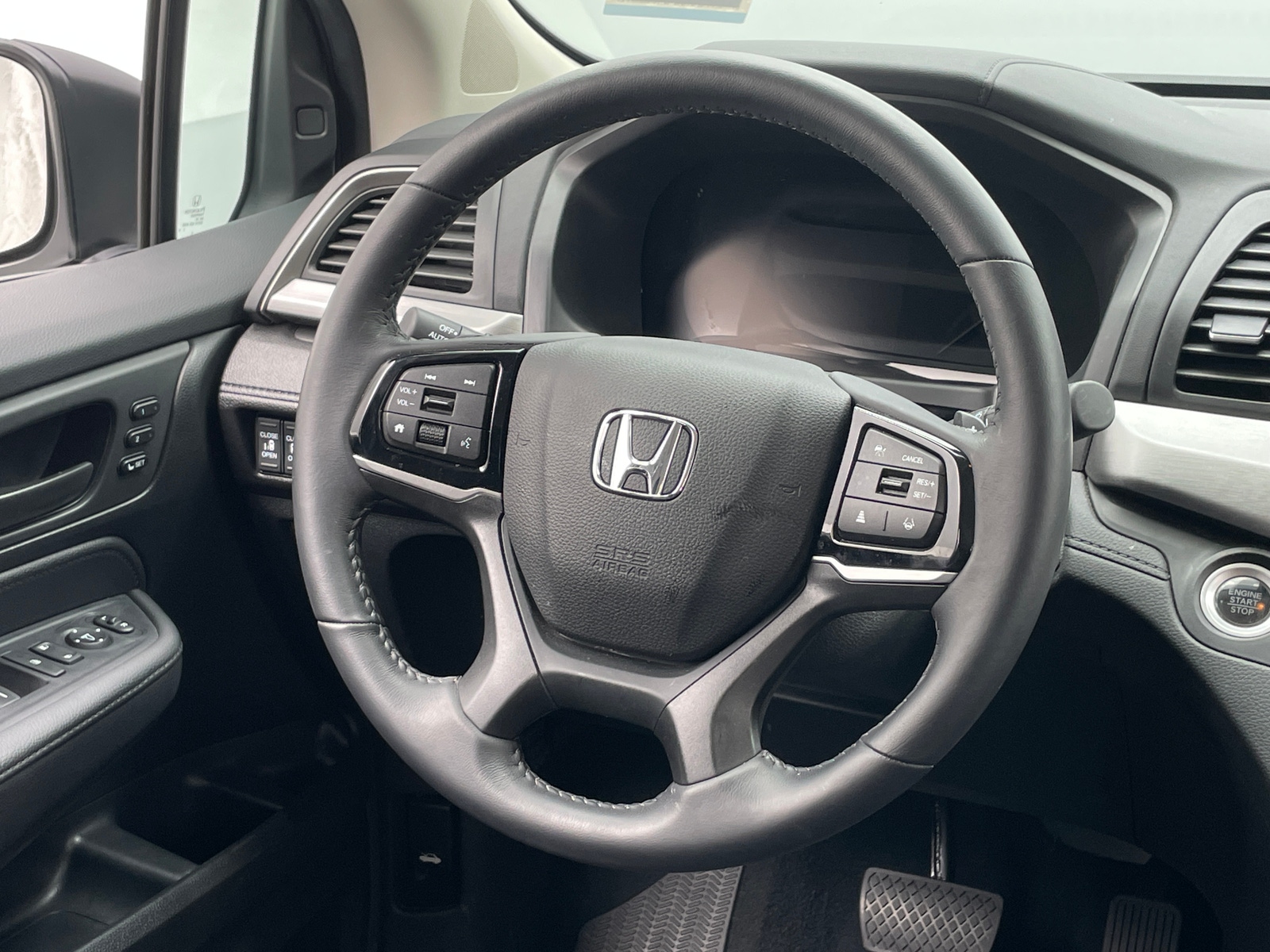 Thumbnail: 2025 Honda Odyssey - 4
