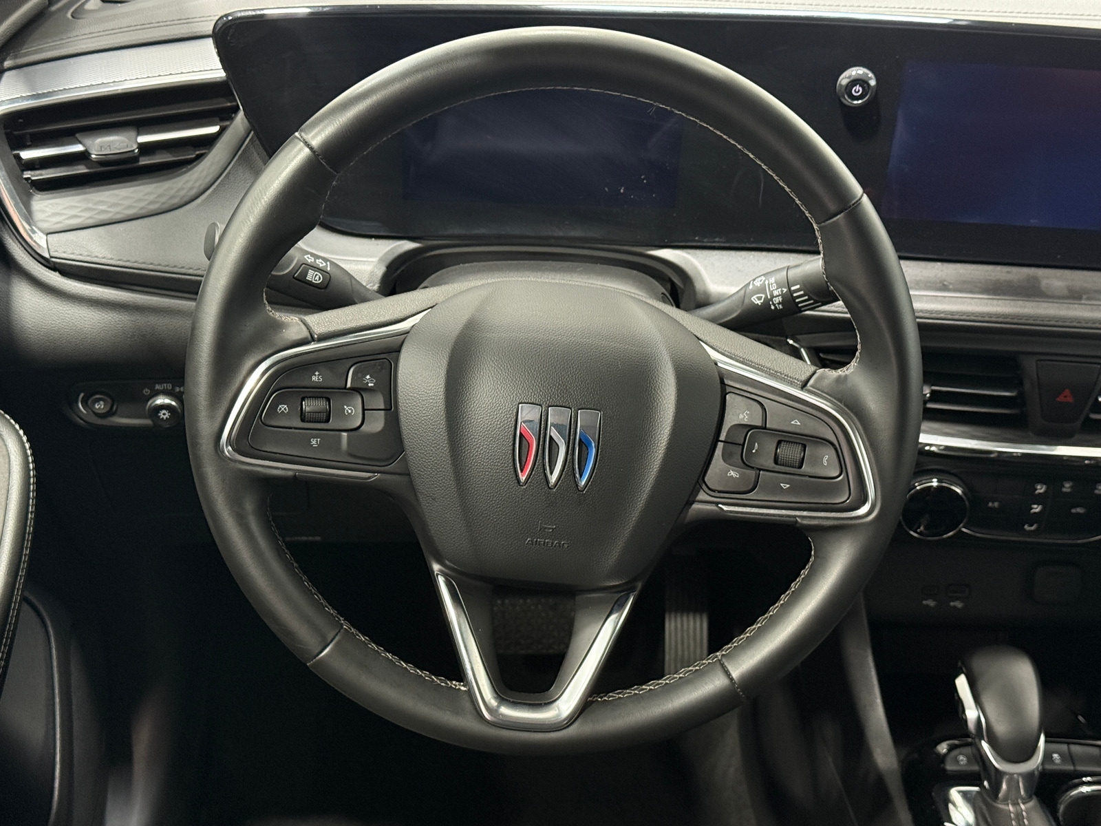 Thumbnail: 2025 Buick Encore GX - 4