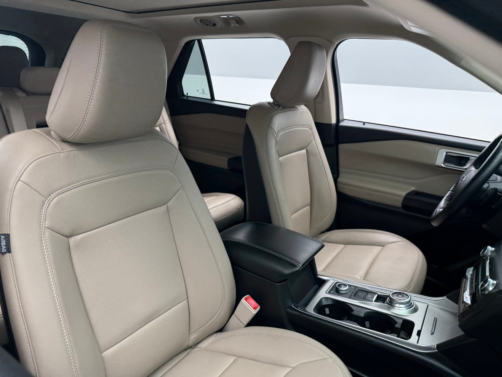 Thumbnail: 2020 Ford Explorer - 2