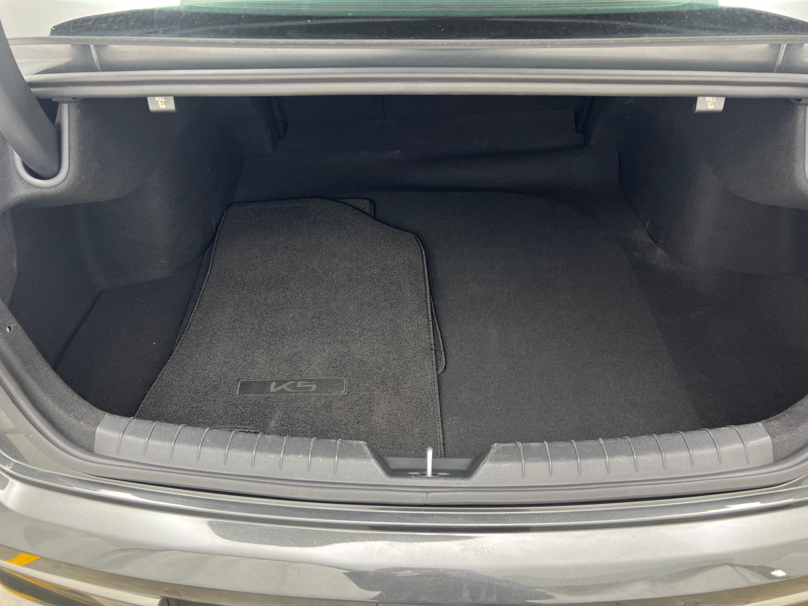 Thumbnail: 2025 Kia K5 - 7