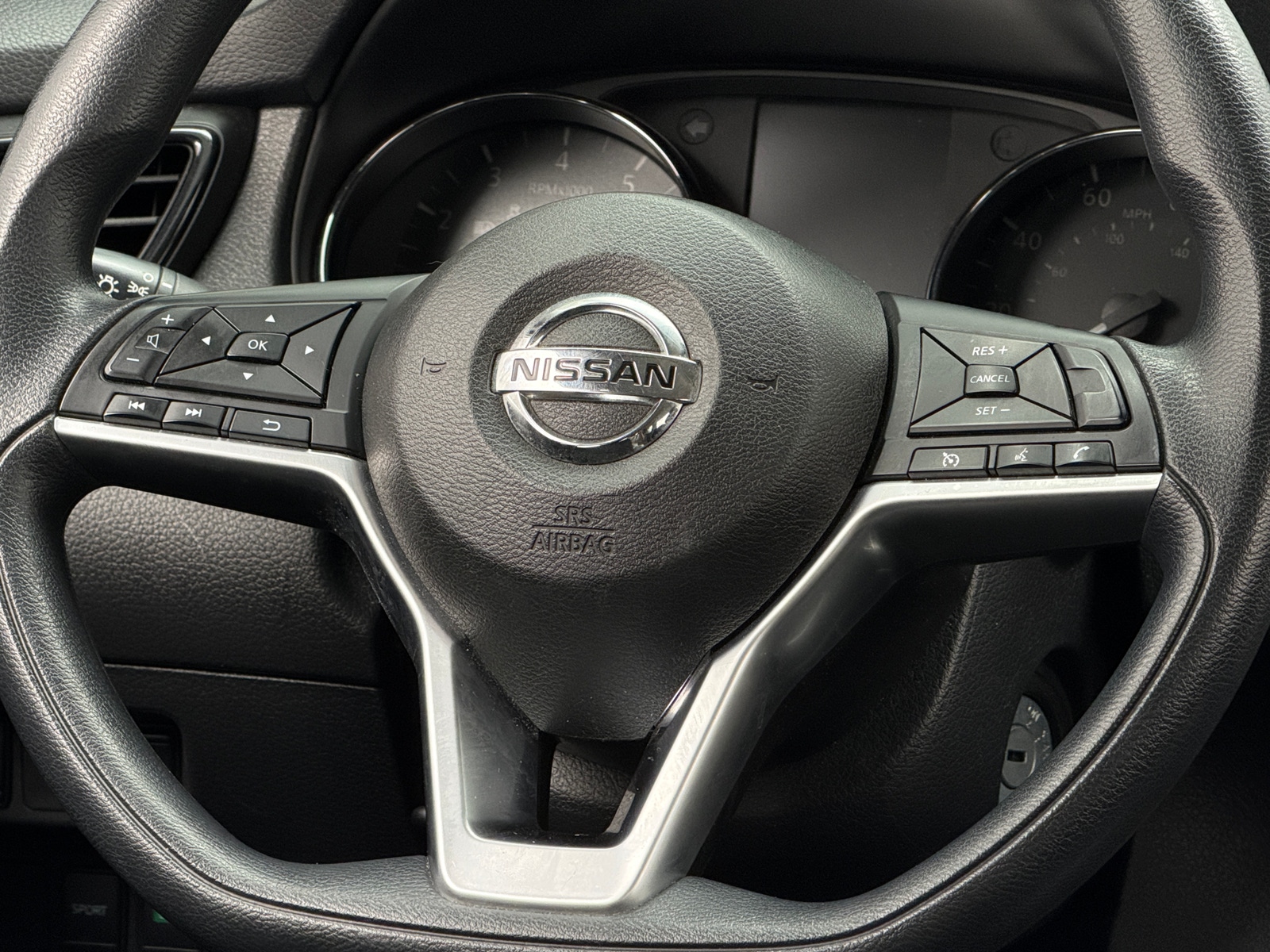 Thumbnail: 2020 Nissan Rogue - 5