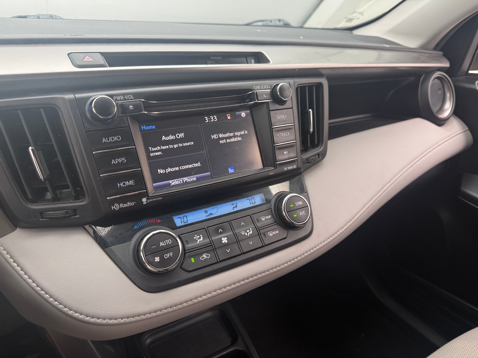 Thumbnail: 2016 Toyota RAV4 - 4