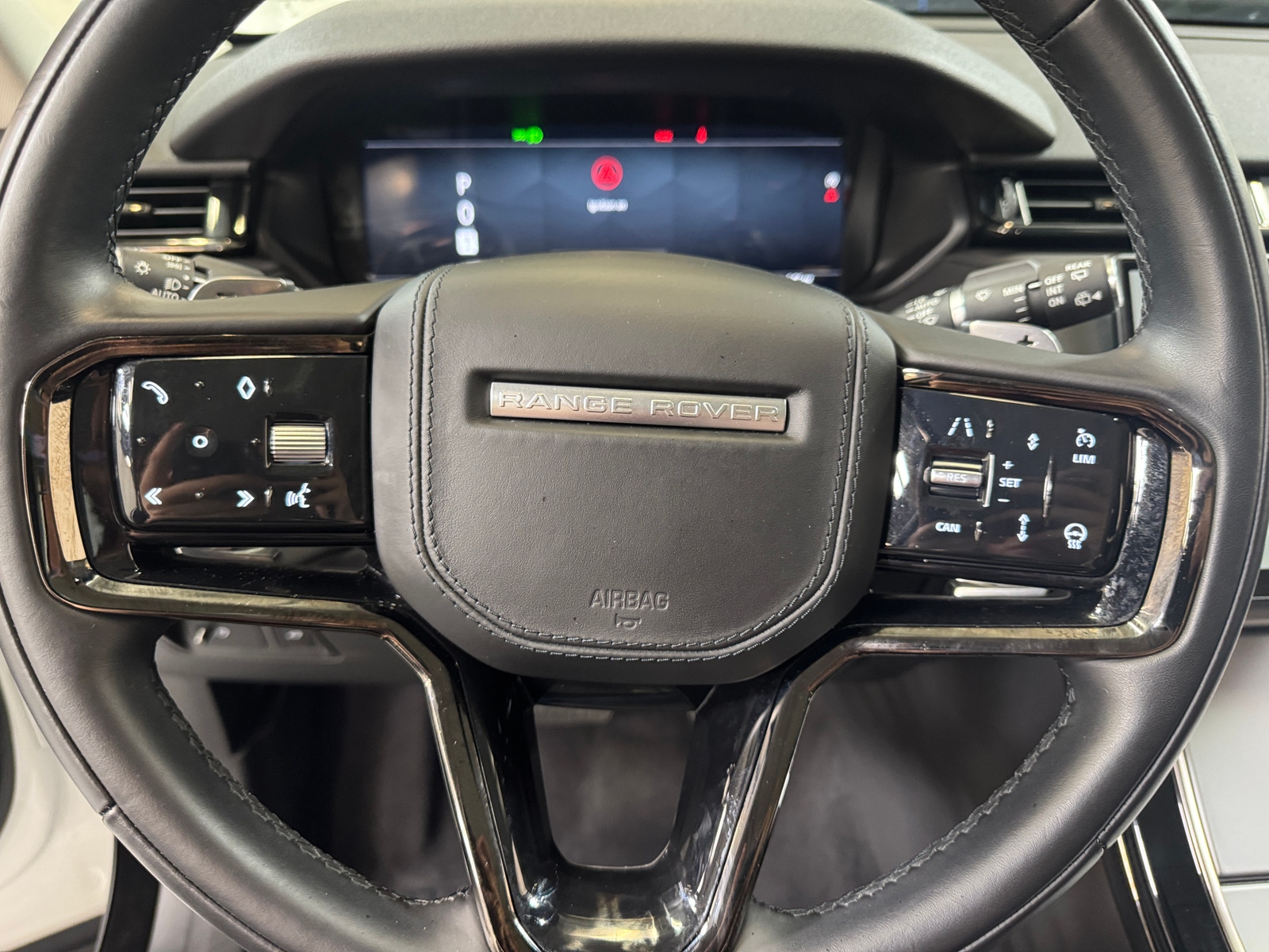 Thumbnail: 2024 Land Rover Range Rover Velar - 4