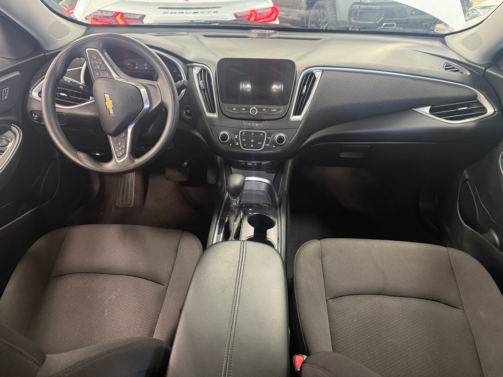 Thumbnail: 2024 Chevrolet Malibu - 3