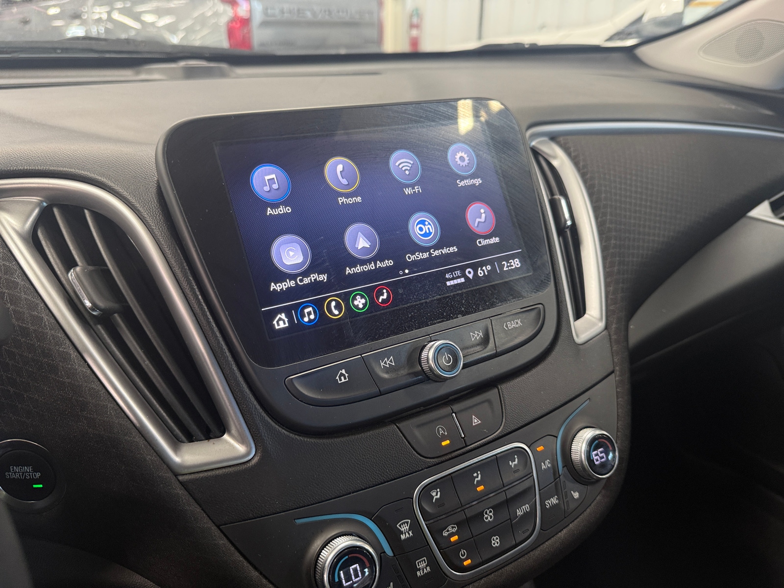 Thumbnail: 2024 Chevrolet Malibu - 4