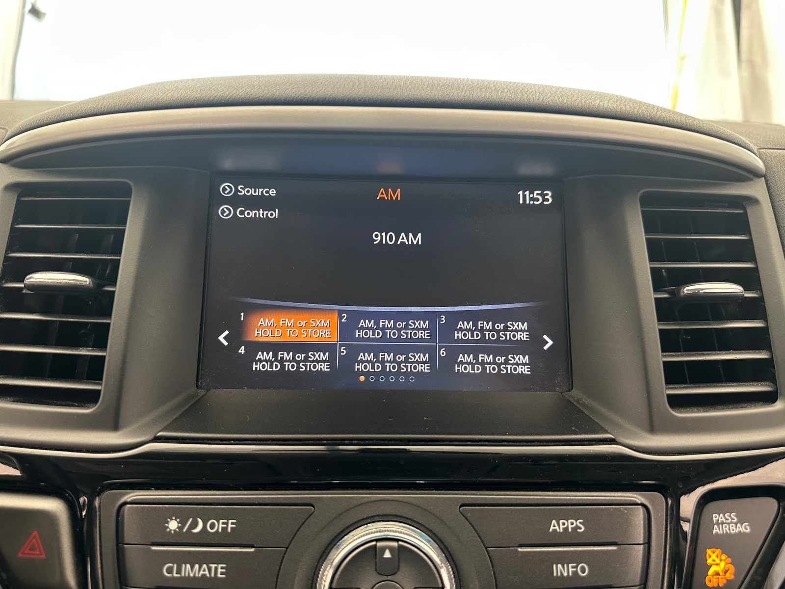 Thumbnail: 2019 Nissan Pathfinder - 4