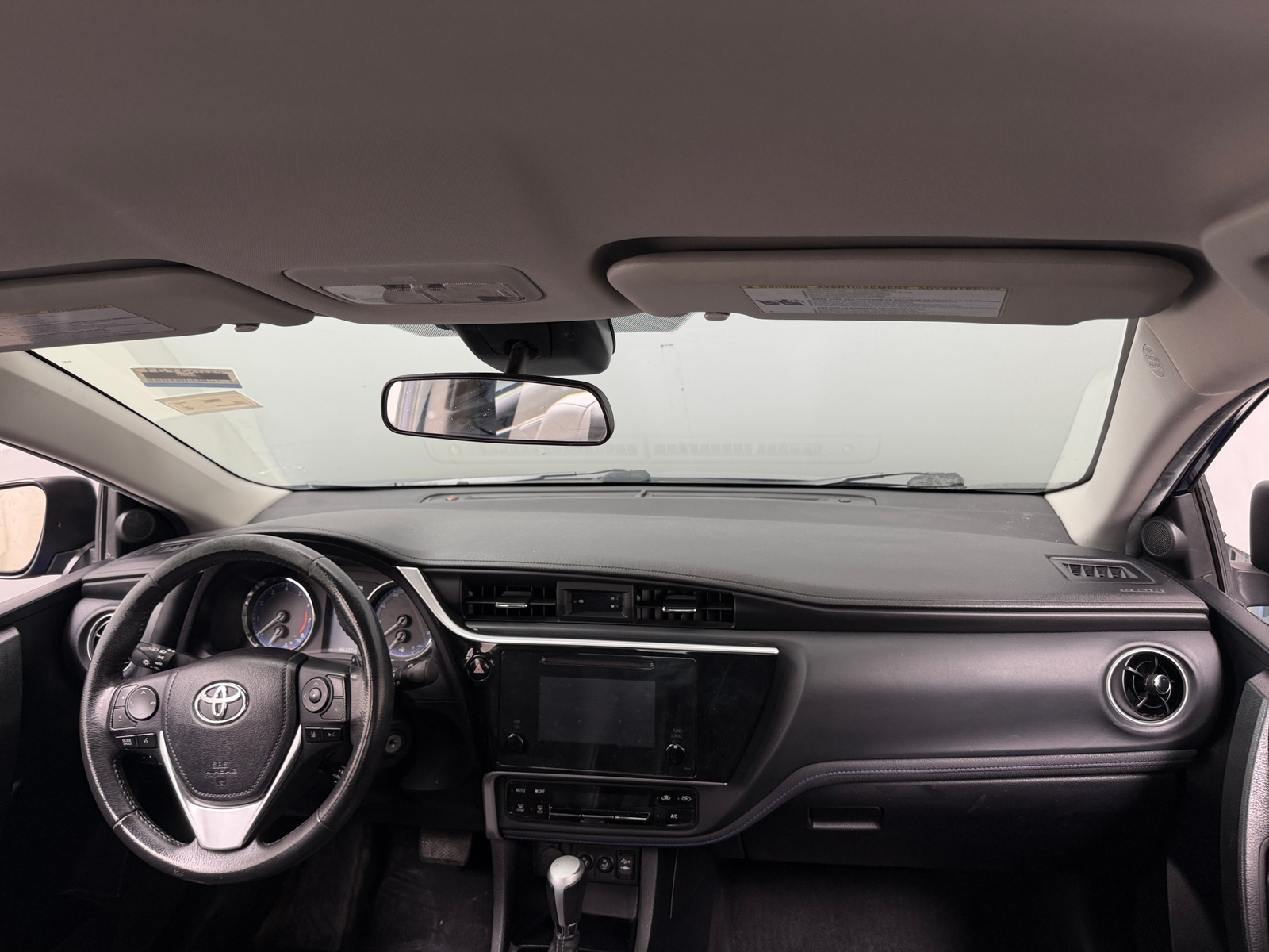 Thumbnail: 2018 Toyota Corolla - 3