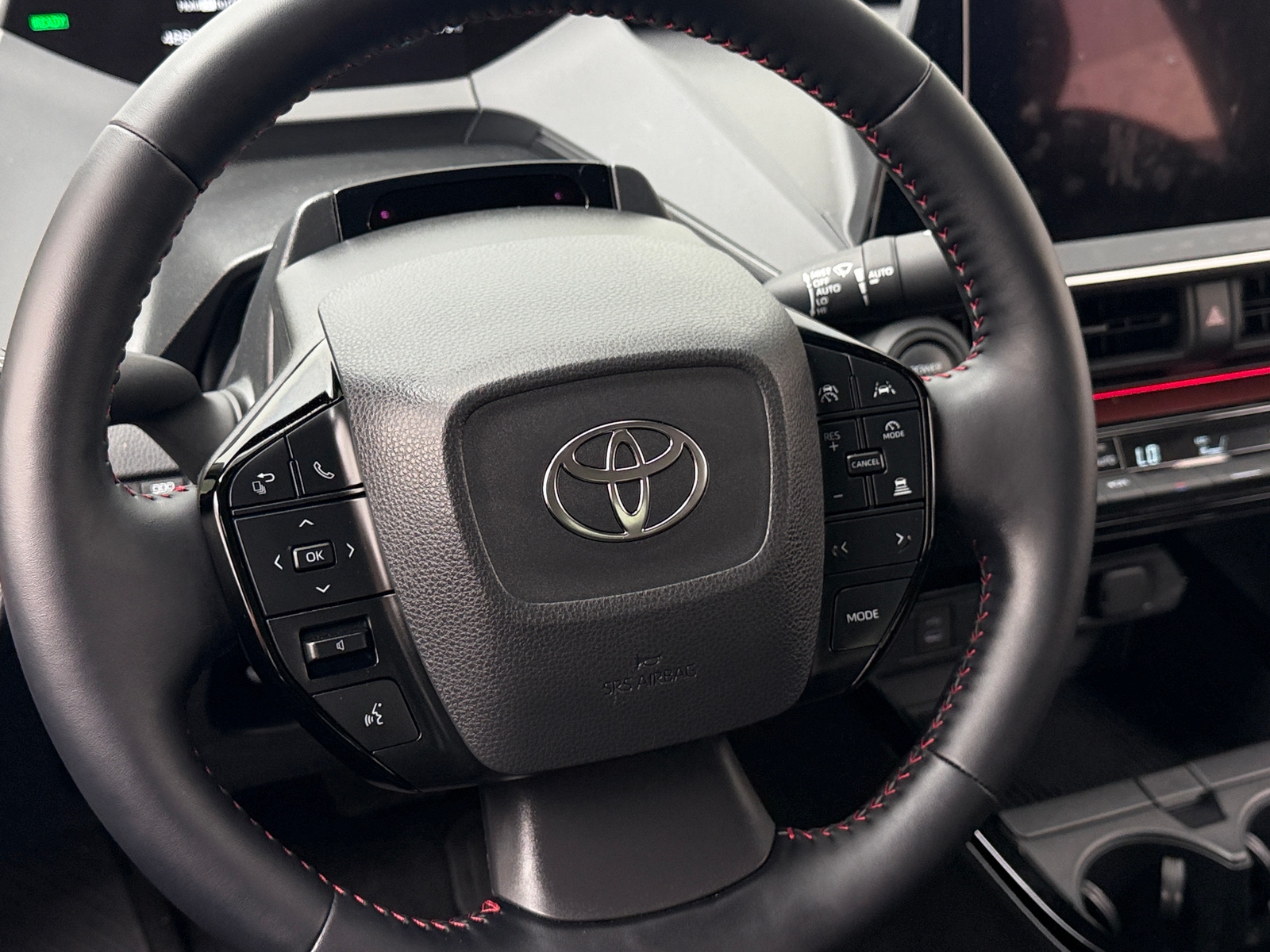 Thumbnail: 2025 Toyota Prius - 4