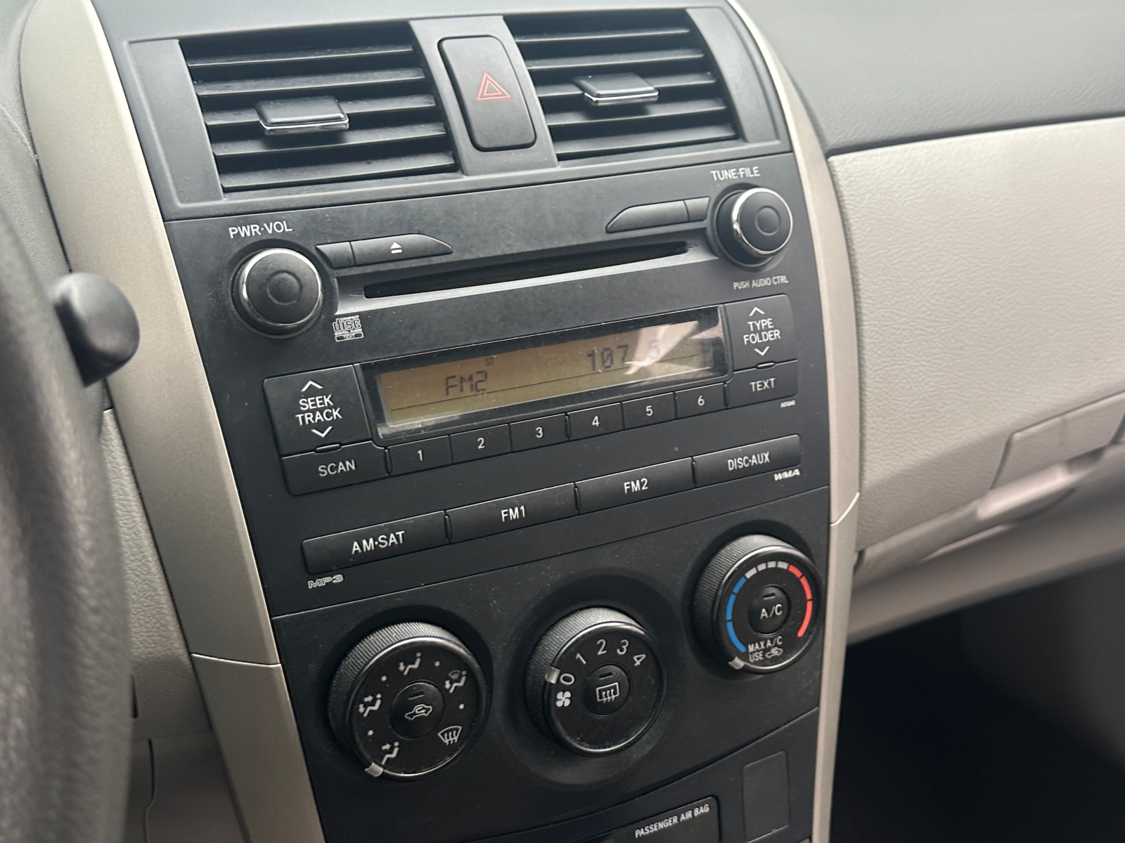 Thumbnail: 2010 Toyota Corolla - 4