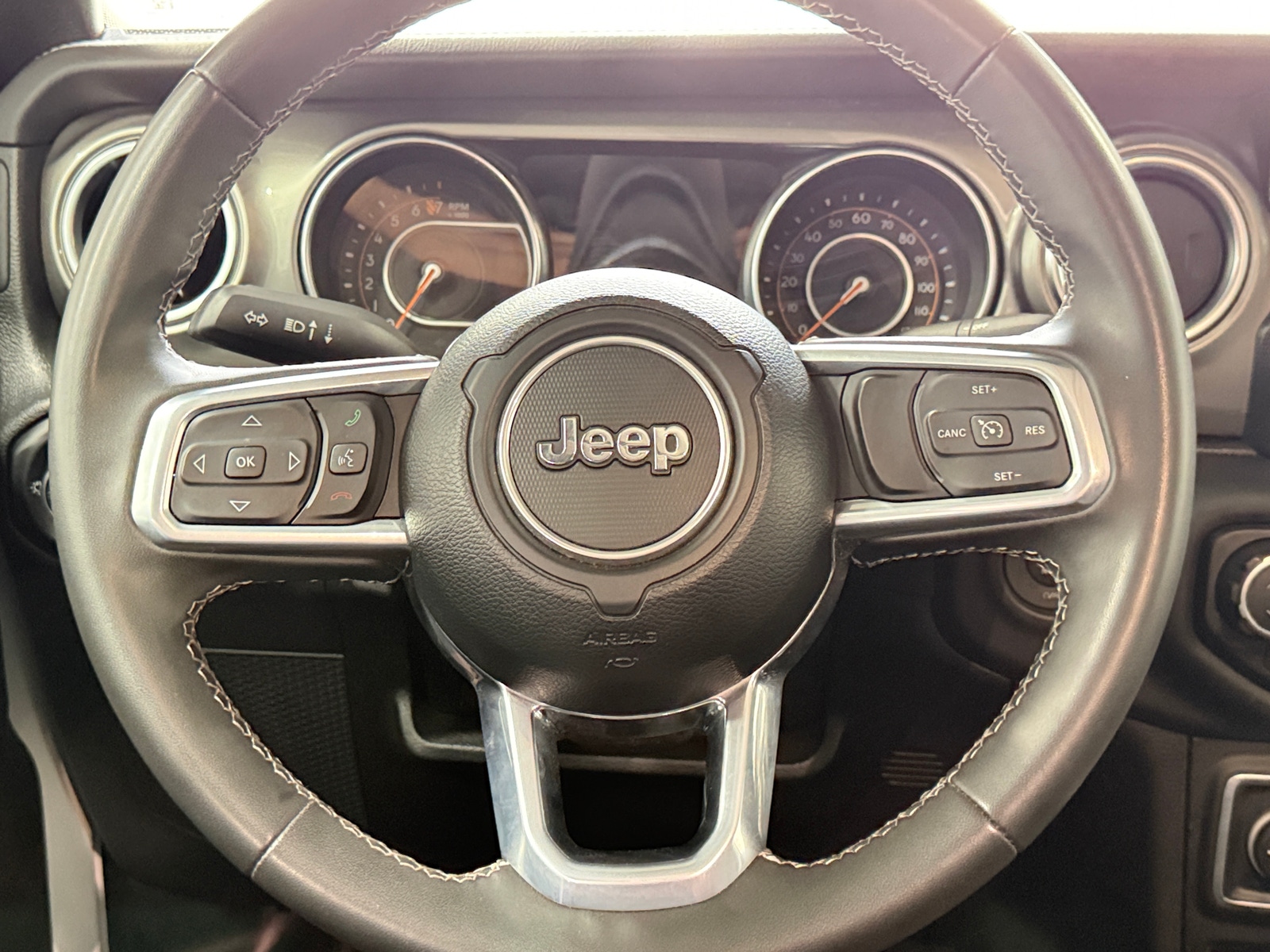 Thumbnail: 2023 Jeep Gladiator - 5