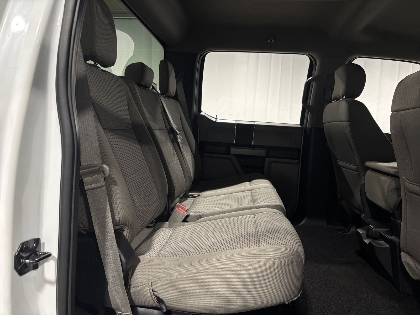 Thumbnail: 2019 Ford Econoline - 6