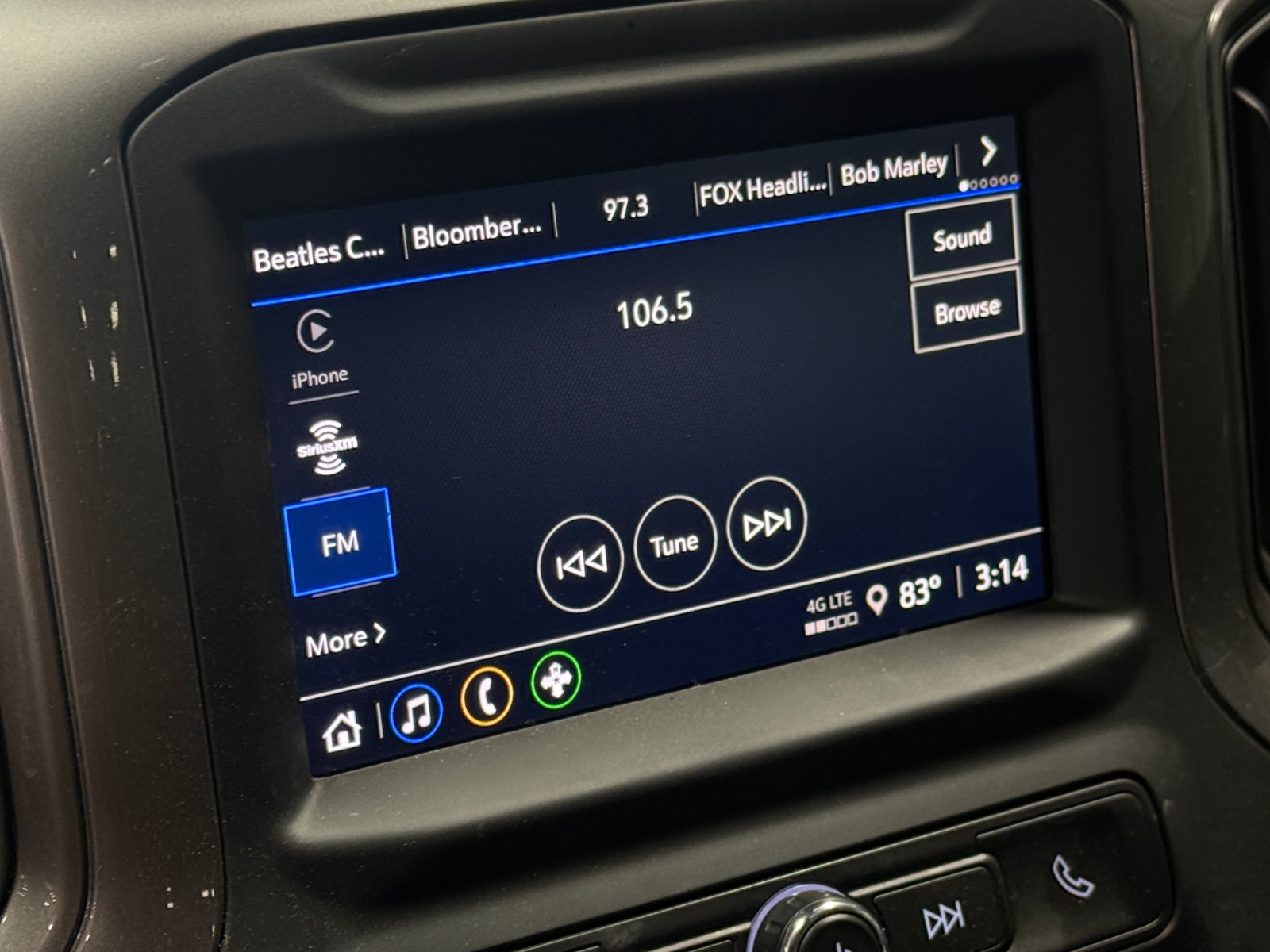 Thumbnail: 2022 Chevrolet Silverado 1500 - 4