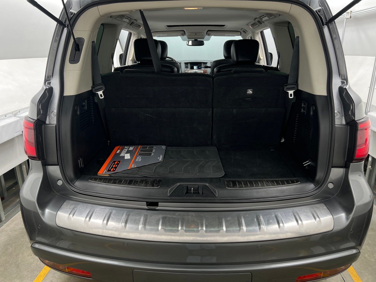 Thumbnail: 2019 INFINITI QX80 - 6