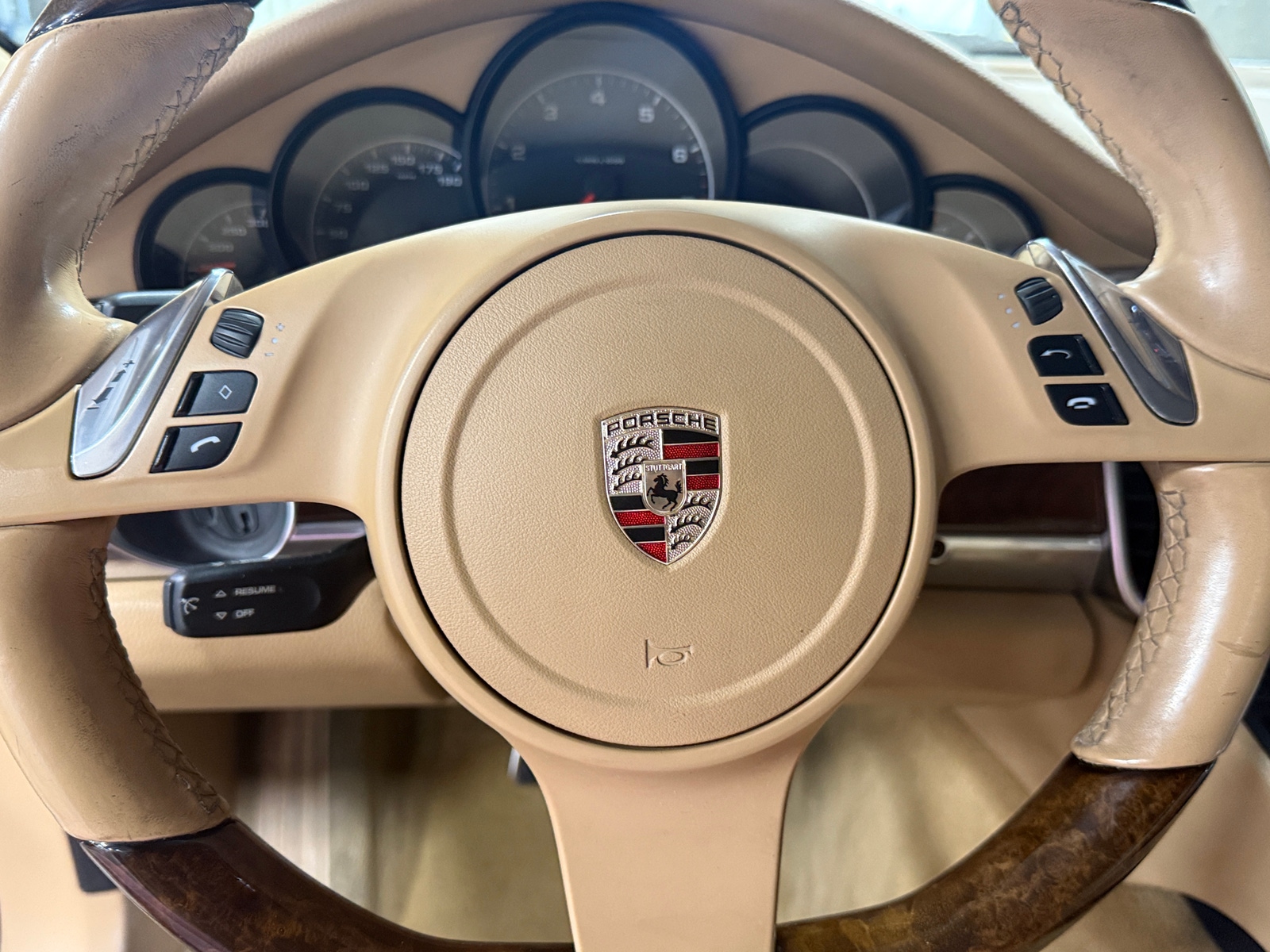 Thumbnail: 2012 Porsche Panamera - 4